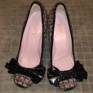 VINTAGE Red Valentino heels w/ bow - size 7.5